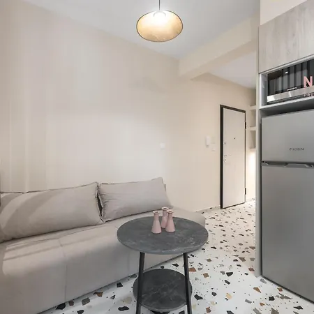 Phedra Studios, Nilie Hospitality Mgmt * סלוניקי