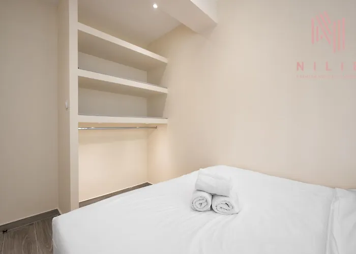 Phedra Studios, Nilie Hospitality Mgmt Салоники