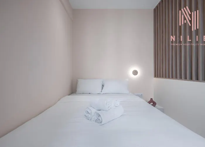 Phedra Studios, Nilie Hospitality Mgmt Апартаменты *