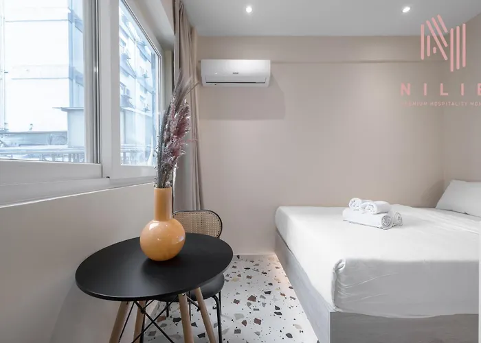 Phedra Studios, Nilie Hospitality Mgmt Салоники