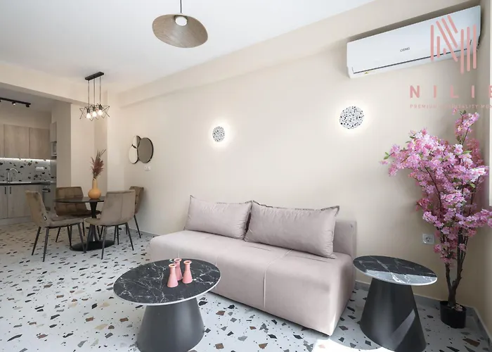 Phedra Studios, Nilie Hospitality Mgmt Апартаменты *