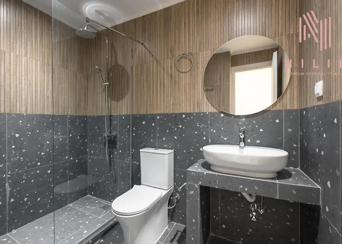 Phedra Studios, Nilie Hospitality Mgmt Салоники