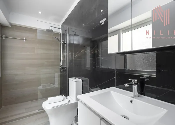 Phedra Studios, Nilie Hospitality Mgmt Апартаменты