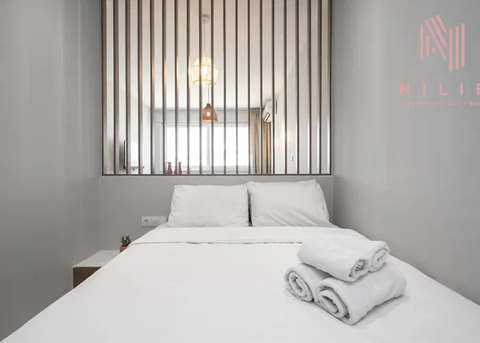 Phedra Studios, Nilie Hospitality Mgmt Апартаменты