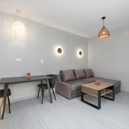 Phedra Studios, Nilie Hospitality Mgmt Apartmán *