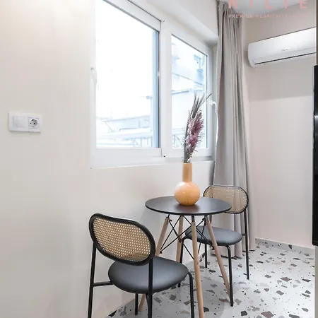 Phedra Studios, Nilie Hospitality Mgmt *