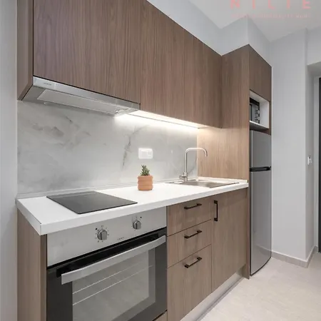 Phedra Studios, Nilie Hospitality Mgmt