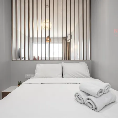 Phedra Studios, Nilie Hospitality Mgmt Apartmán